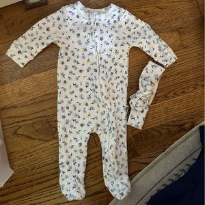 Rabbit and Bear Footies